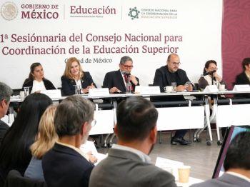 SaberesMX imparte curso nacional de alfabetización con INEA para formar alfabetizadores mediante servicio social: SEP